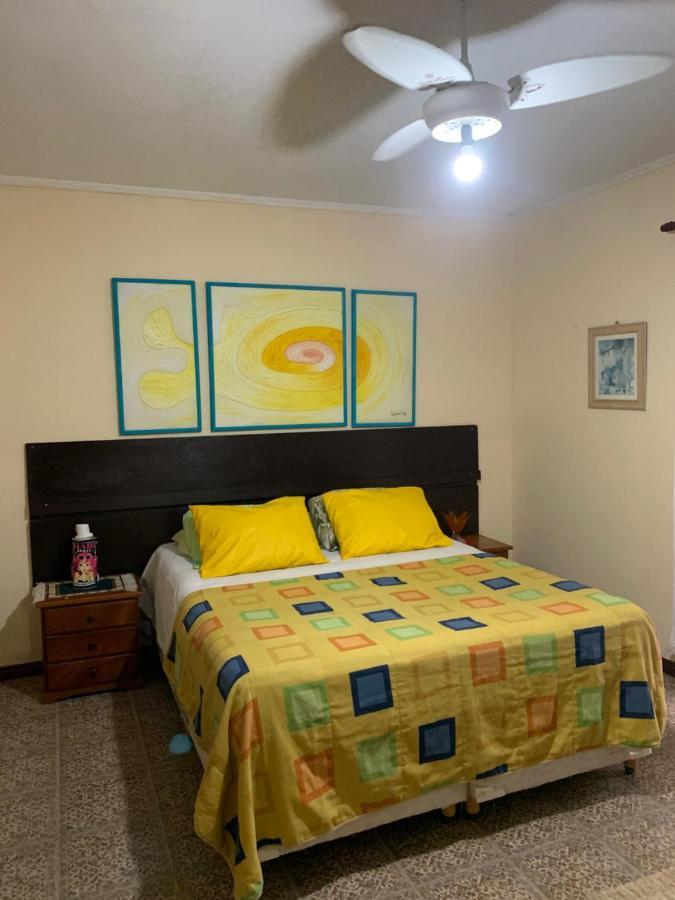 Lindo Sobrado Amarelo -Proximo A Praia Mongagua Exterior photo