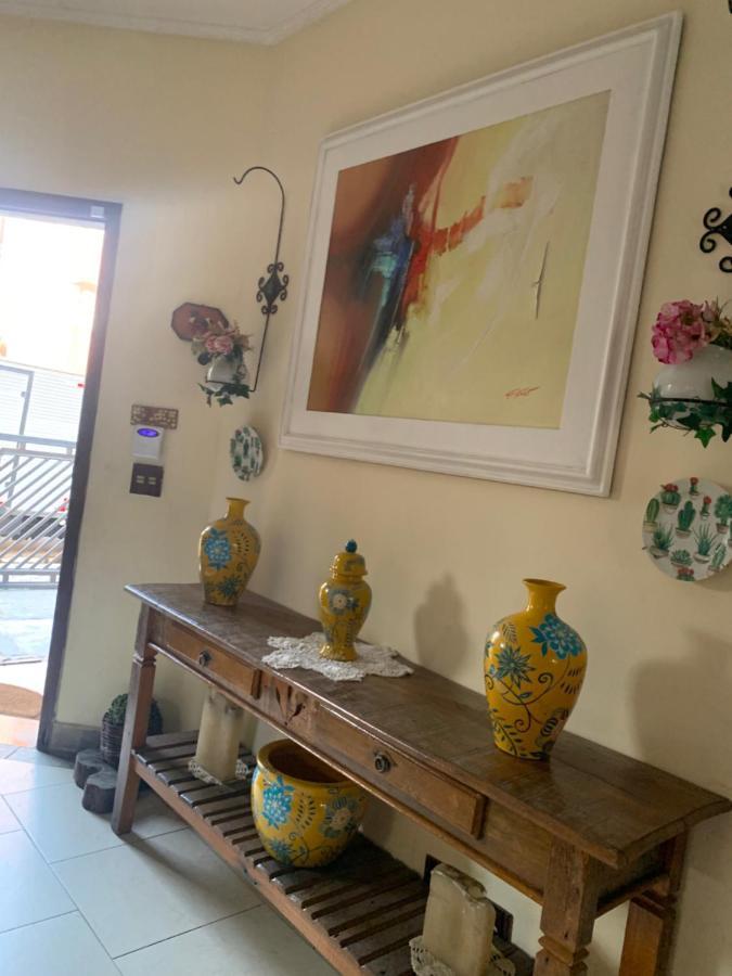 Lindo Sobrado Amarelo -Proximo A Praia Mongagua Exterior photo