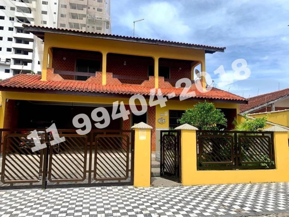 Lindo Sobrado Amarelo -Proximo A Praia Mongagua Exterior photo